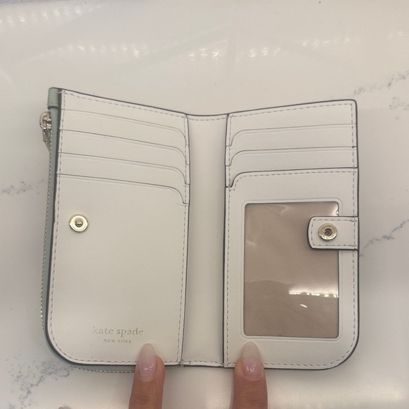 Kate Spade Mint Green Card Holder - Picture 4 of 9